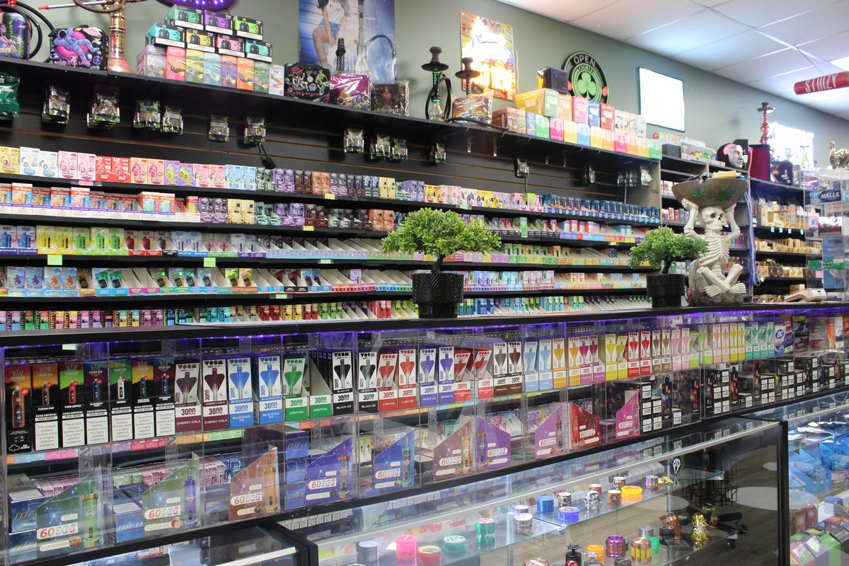 Gardens Smoke Shop interior photo 12