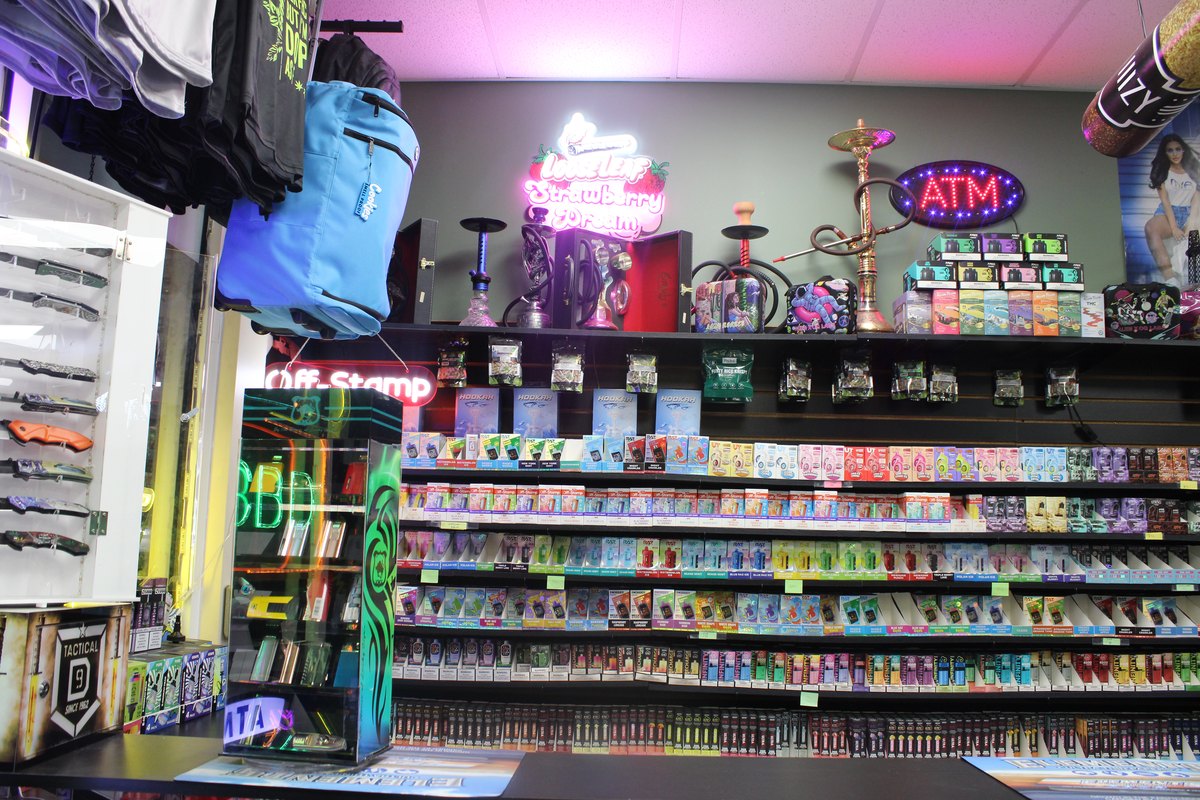 Gardens Smoke Shop interior photo 13