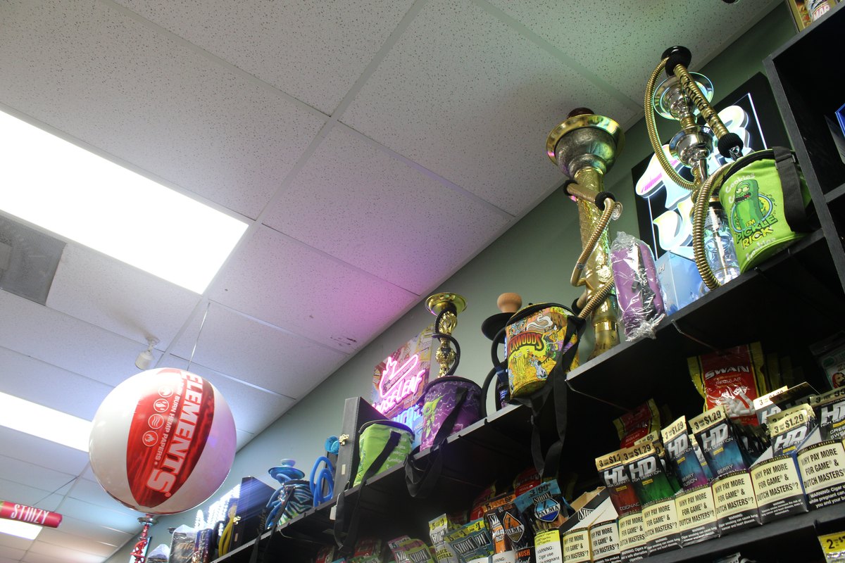 Gardens Smoke Shop interior photo 63